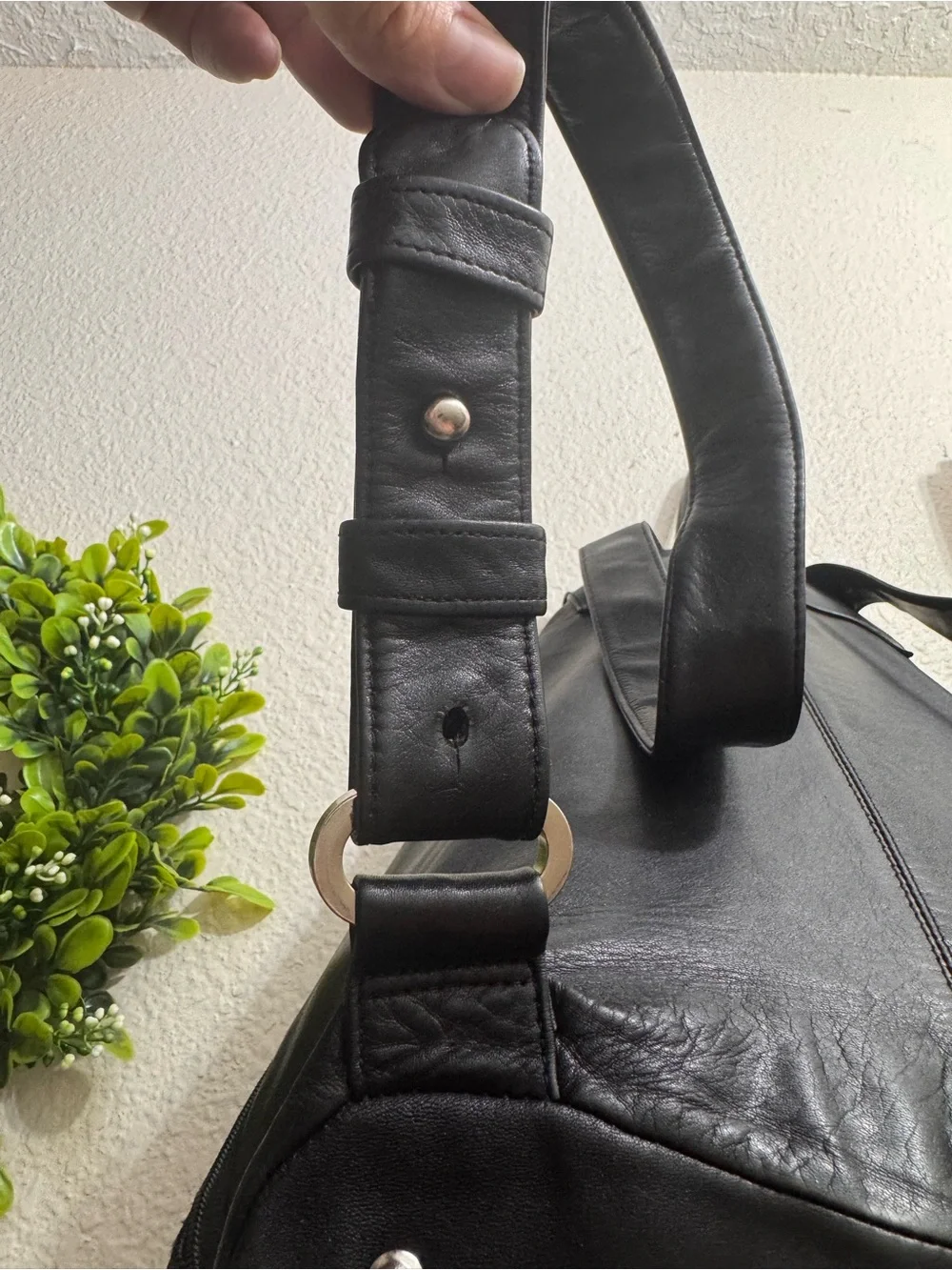 Vintage 1990’s/Y2K Perlina New York Black Leather Backpack Purse Drawstring